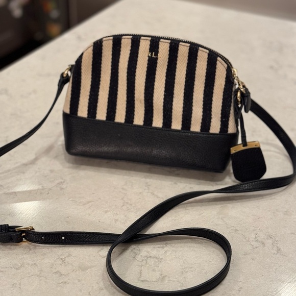 Ralph Lauren cream and navy shoulder bag with adjustable leather strap - Picture 3 of 16